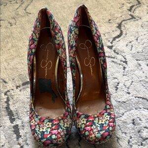 Jessica Simpson Floral Pumps in Pink, Red, Green and Cream